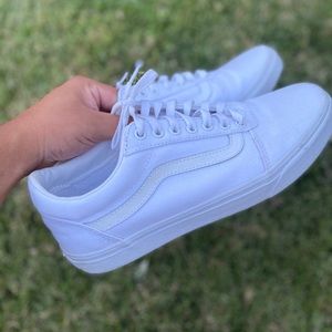 Vans Old School shoes